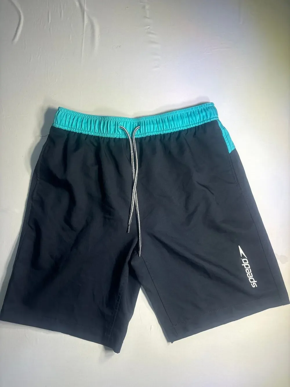 Men’s Speedo‎ swim trunks size Medium with liner and drawstrings